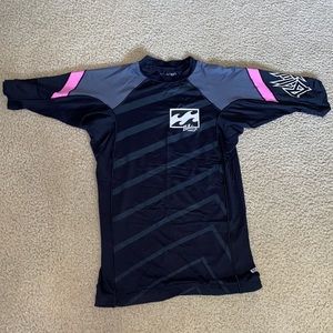 Billabong- Black Rash Guard Size- Youth M